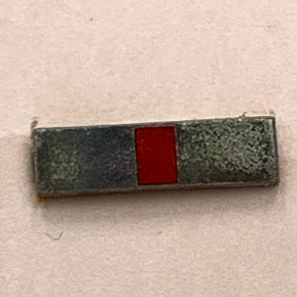 Vintage Military Pin Red‎ Stripe WWII US Army Enlisted Rank Insignia - Picture 2 of 5